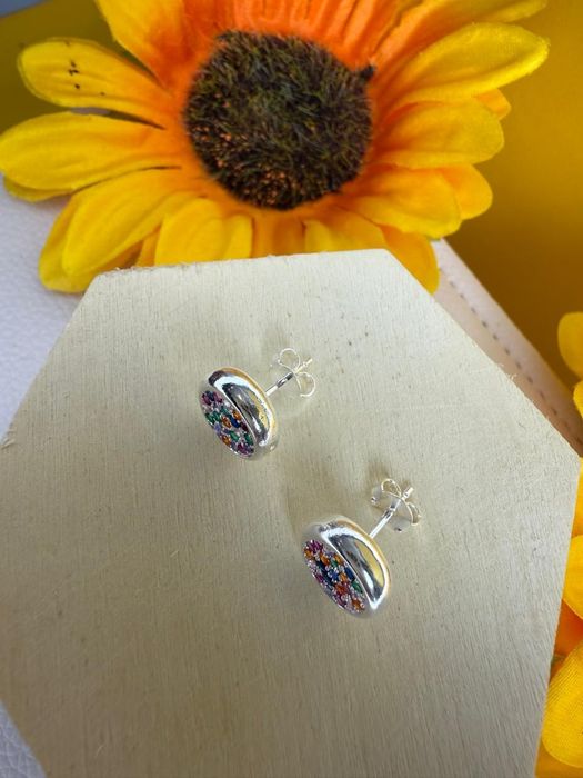 Brinco redondo folheado a prata925, com zirconia semijoias de qualidad