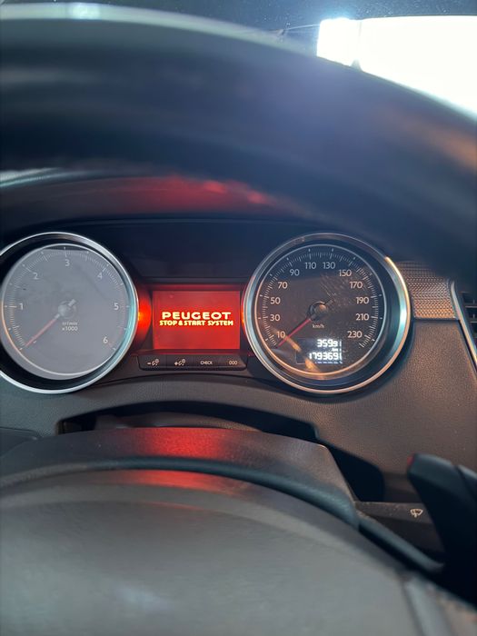 Peugeot 508 SW — fotografia 4