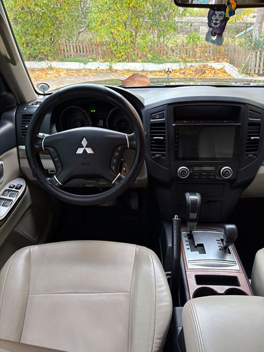 Мітсубісі паджеро вагон