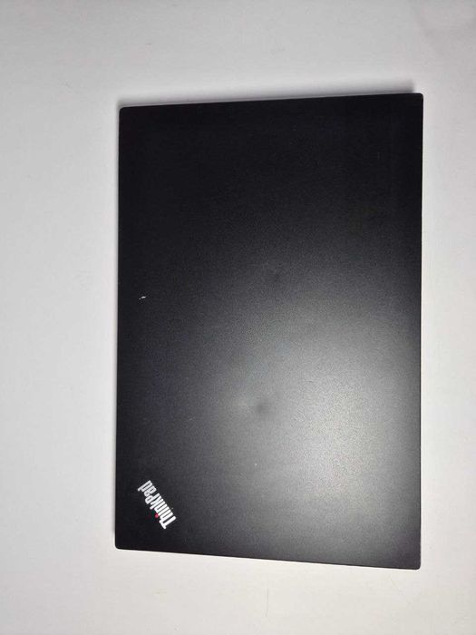 Lenovo E15 15,6 IPS Intel i5-10210U, 8 GB ОЗУ, SSD 128 GB+ 1 Tb