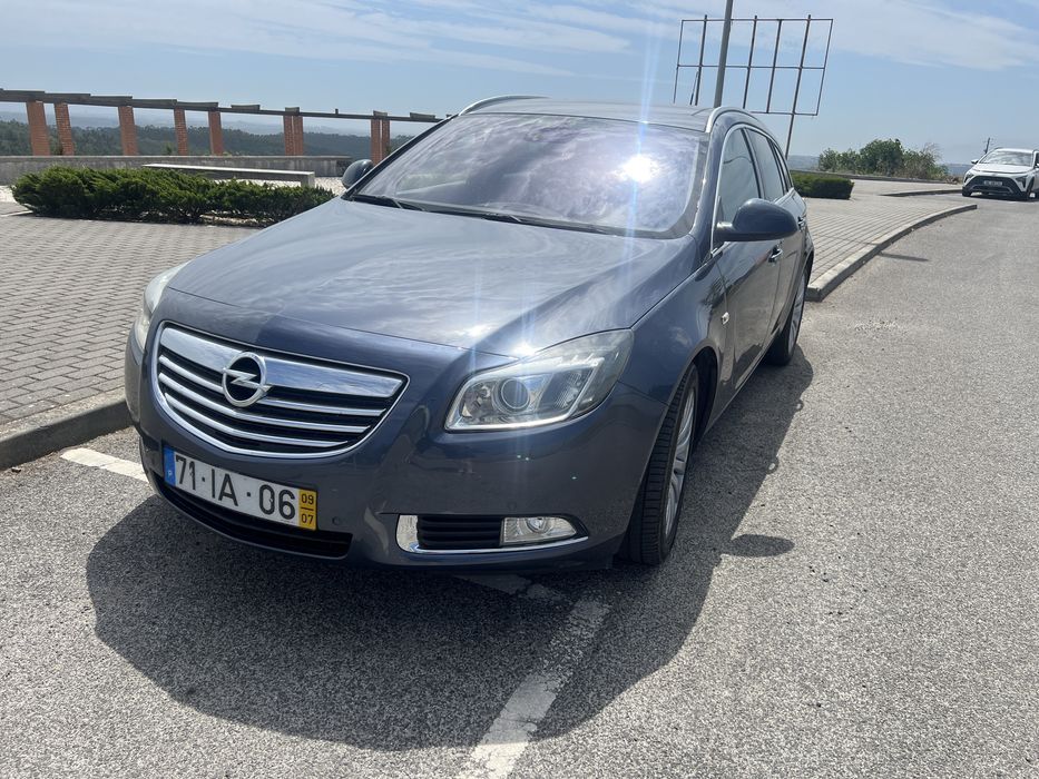 Opel insignia   2.0  cdti.  Full extras