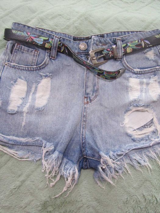 продам джинсові шорти жіночі