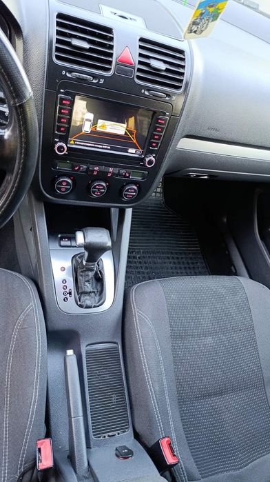 Срочно volkswagen jetta 2007 год на автоматі мотор 1.6 газ бензин