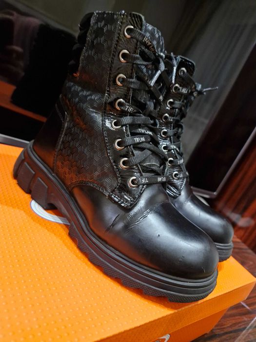 Зимові  шкіряні ботінки на дівчинку розмір 32