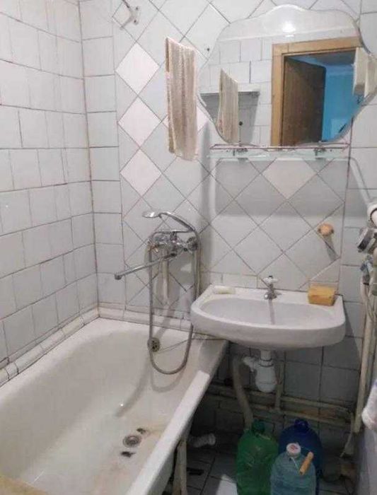 Продам 3 комнатную квартиру район Баварии