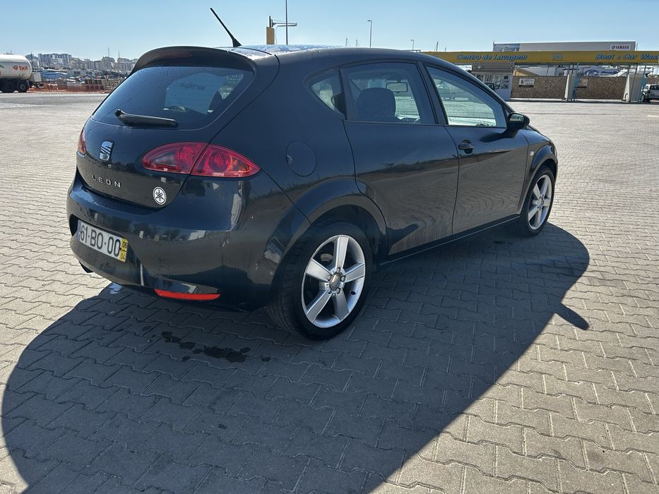 SEAT Leon — fotografia 3