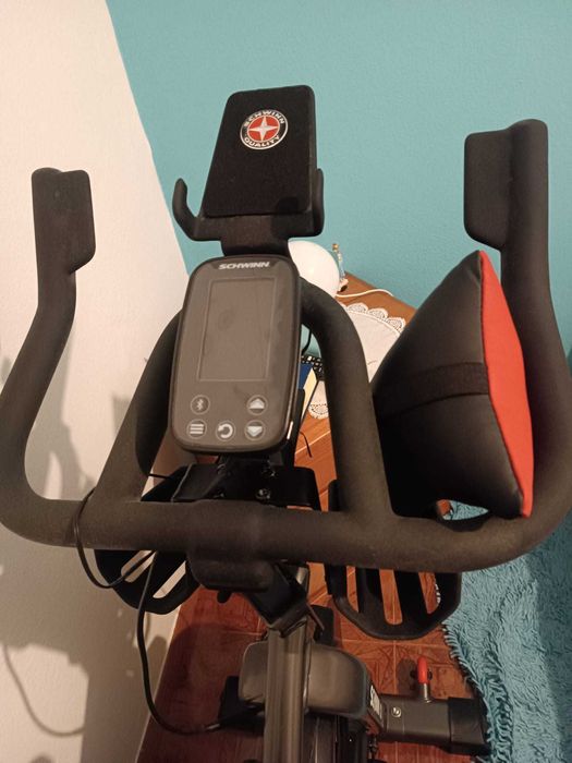 Bicicleta estática como nova