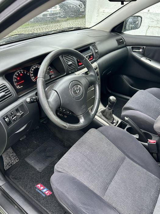Toyota Corolla 1.4 Vvti Sol