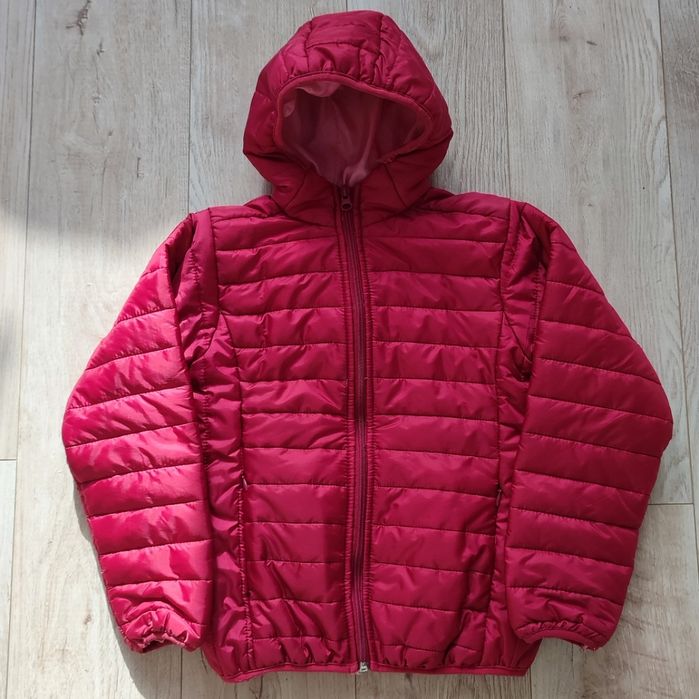 Легенька куртка для дівчинки