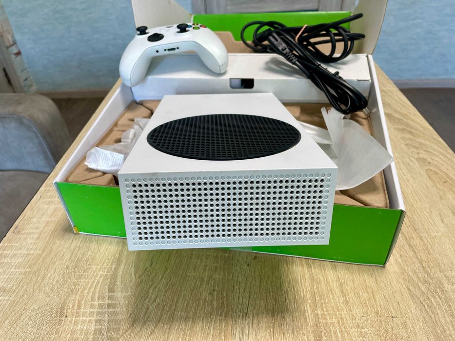 Ігрова приставка Xbox Series S 512 GB, ігрова консоль xbox series S White