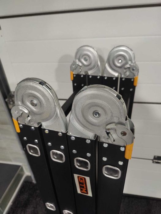 Шарнірна драбина-стрем'янка GTM KMP404A 4х4 + Платформа