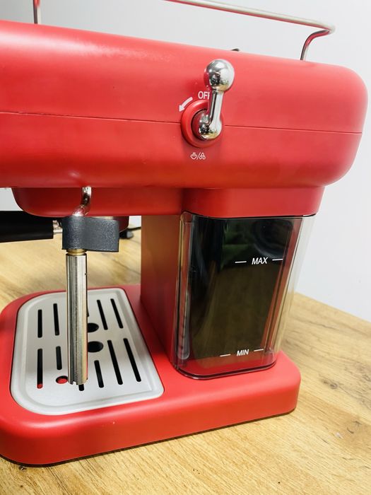 Kolbowy ekspres ciśnieniowy Klarstein Espressionata Evo 950 W