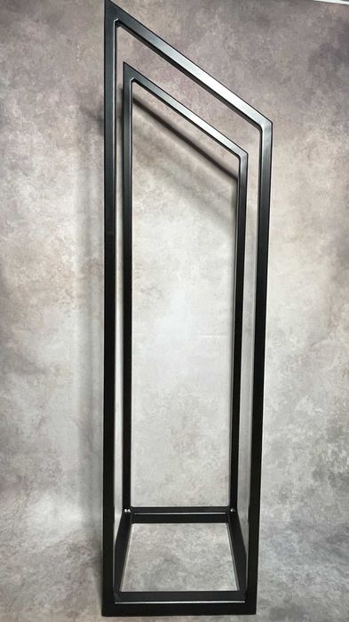 Stojak na drewno kominkowe