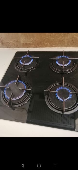 Placa de gás Zanussi em excelentes condições