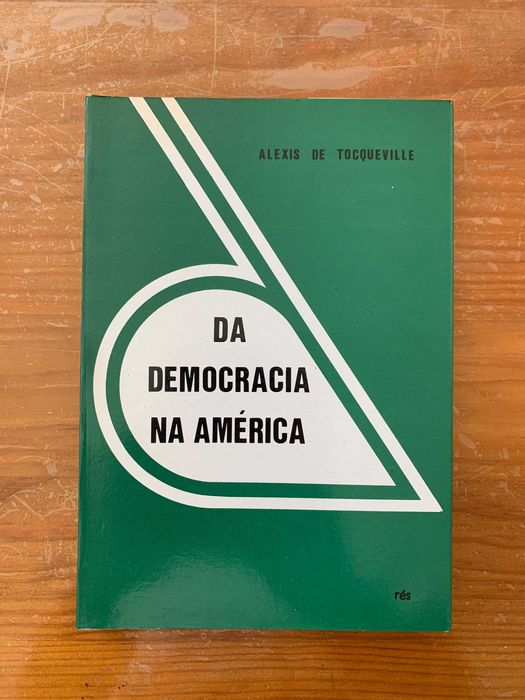 Lote de 9 livros de ciências humanas