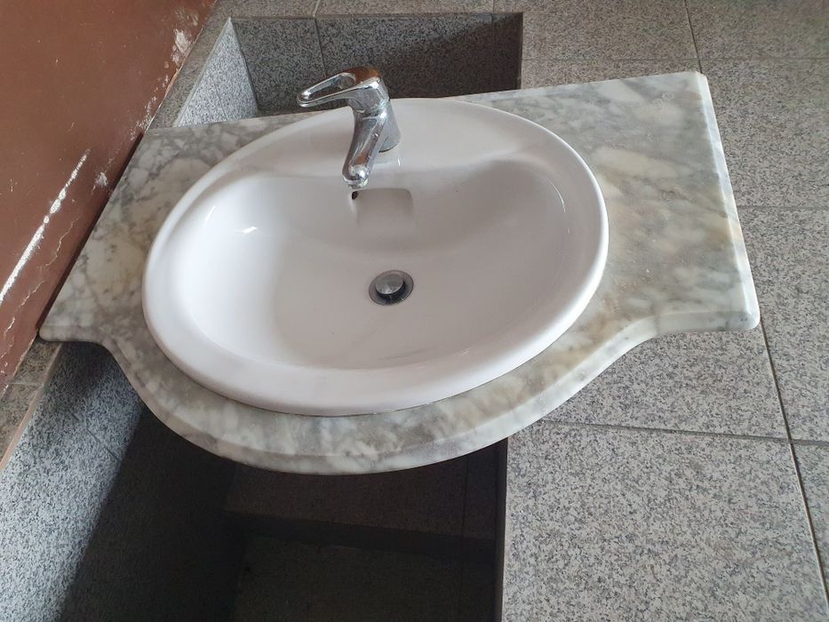 Lavatório SANITANA e Espelho