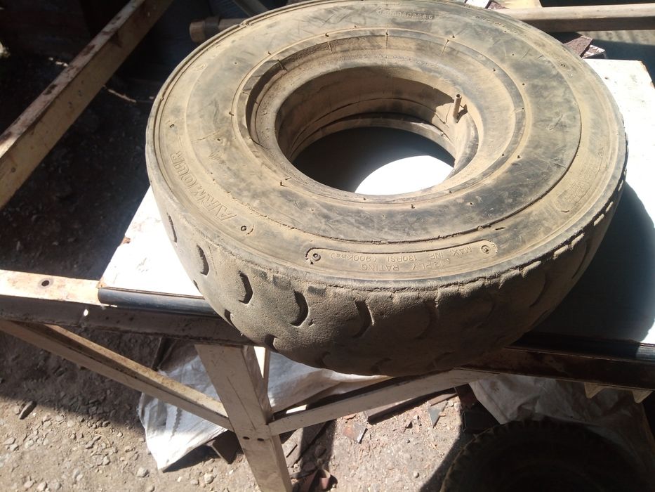 Резина на погрузчик