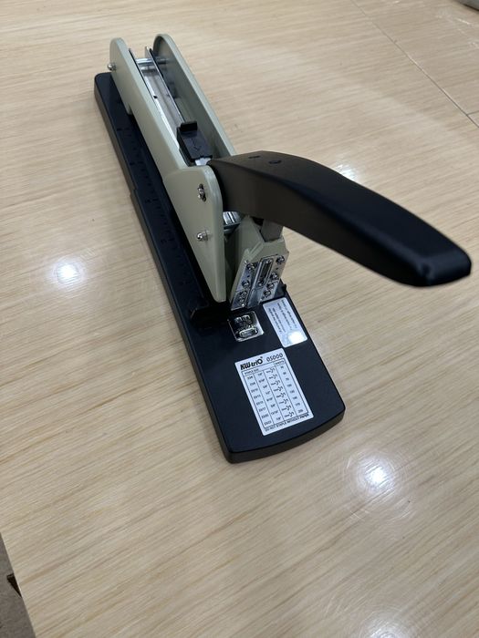 Степлер  професійний