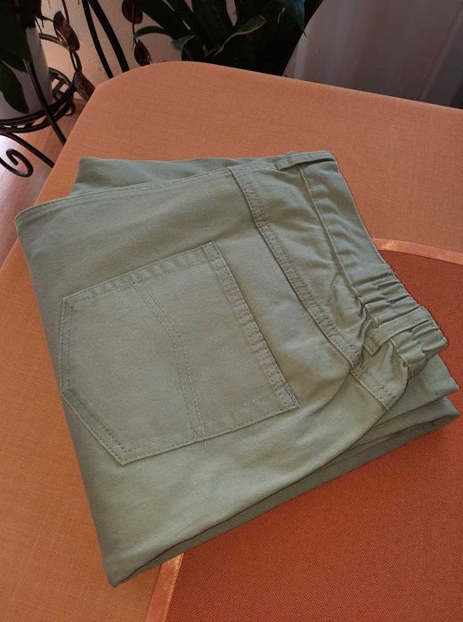 Spodnie męskie w rozm. 44