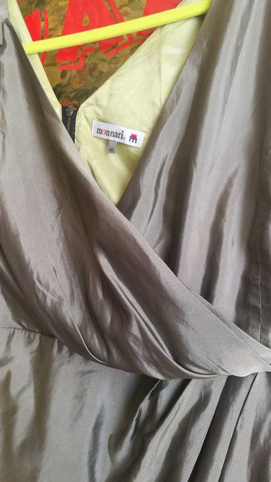 Sukienka Monnari jedwab, r. 40.