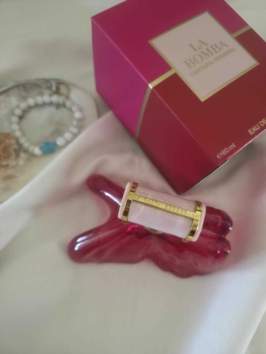Carolina Herrera La Bomba Eau de Parfum 80ml – Perfume Feminino – Original – Com Caixa