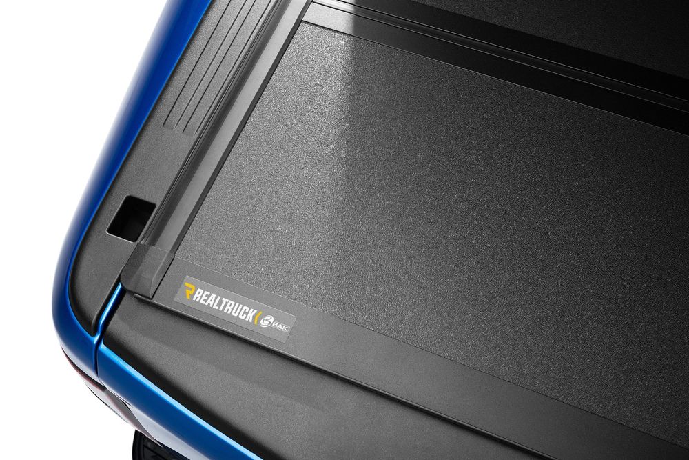 BAKFlip MX4 Twarda pokrywa zabudowa paki tri-fold Isuzu D-Max 2020-