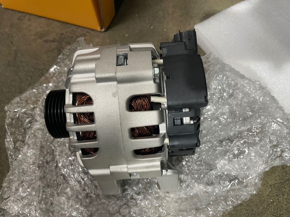 RIDEX 4G0086 Alternador 14V 90A