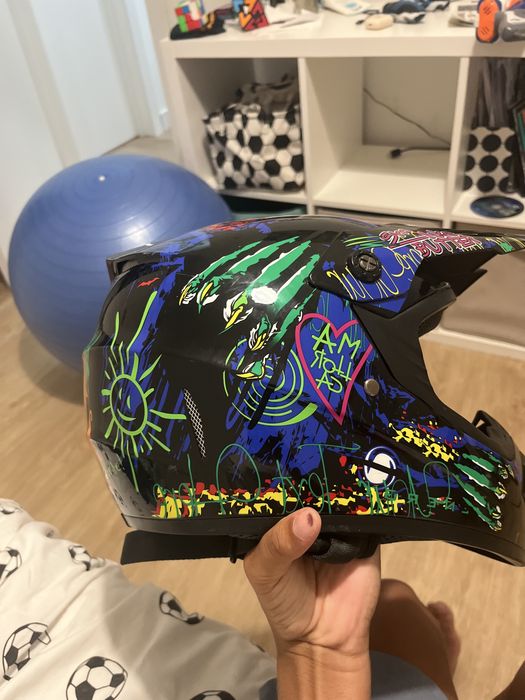 Capacete mota/bicicleta criança
