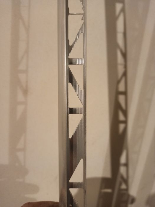 Profil krawędziowy owalny 8mm (listwa)