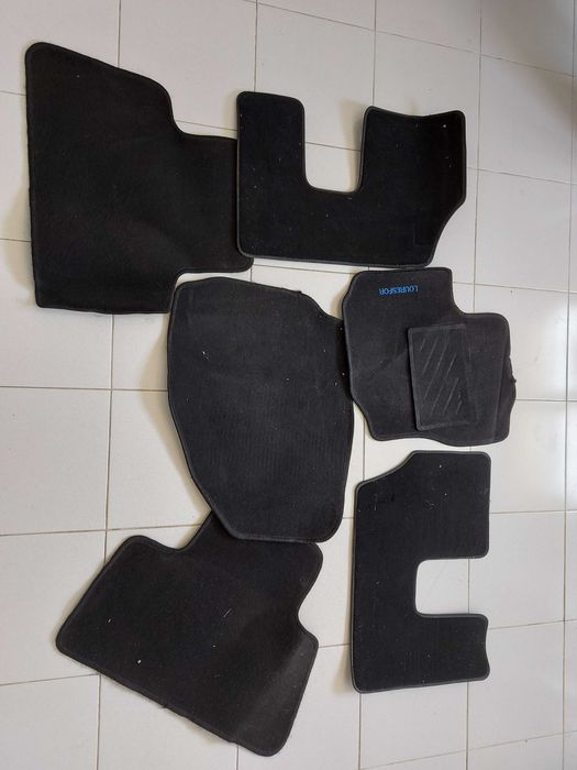 6 Tapetes carro (carpete)