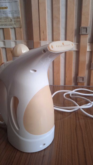 Parownica do ubrań Rovus