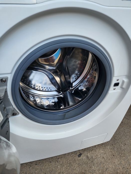 Вузька пральна машина SAMSUNG на 6кг з Європи