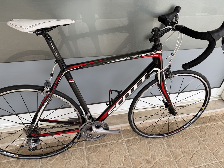 Bicicleta Scott em carbono - Excelente estado!