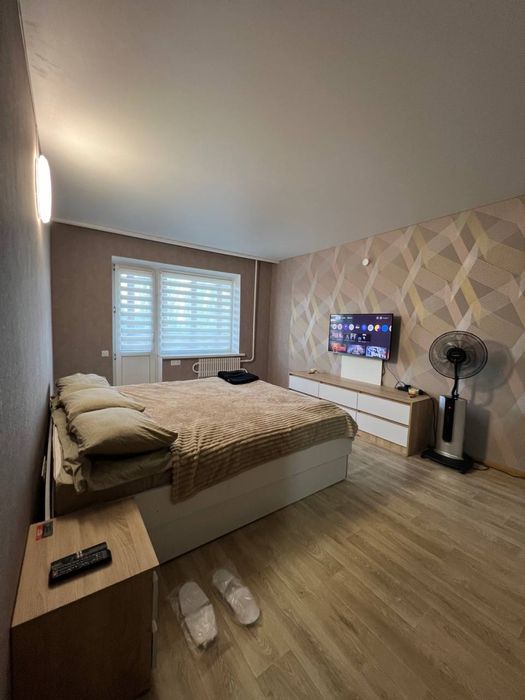 Квартира подобово 2 кімнатна.