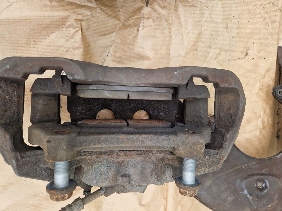 Zaciski hamulcowe biturbo vw t6 t5 komplet