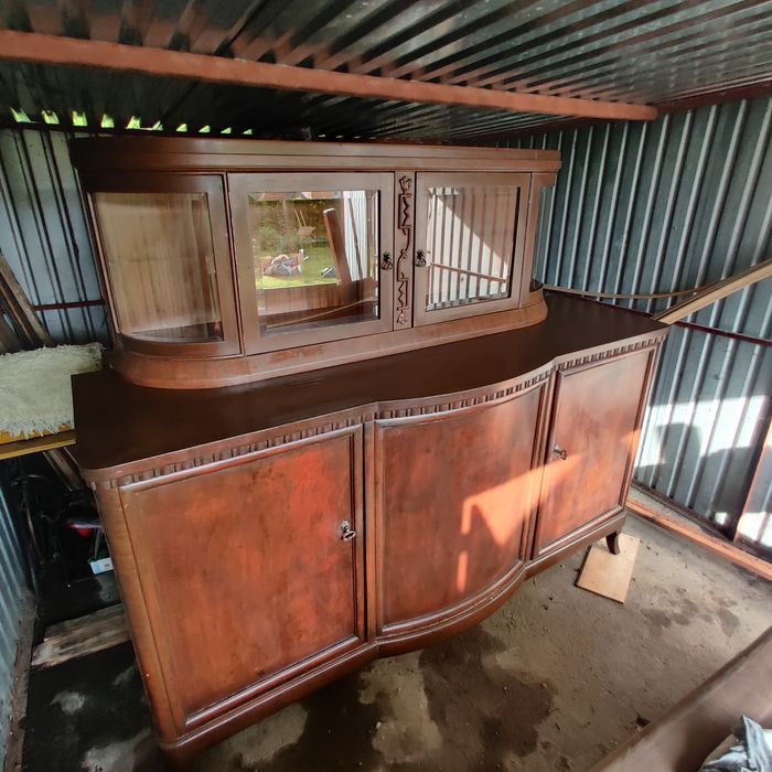 Kredens z nadstawką, komoda