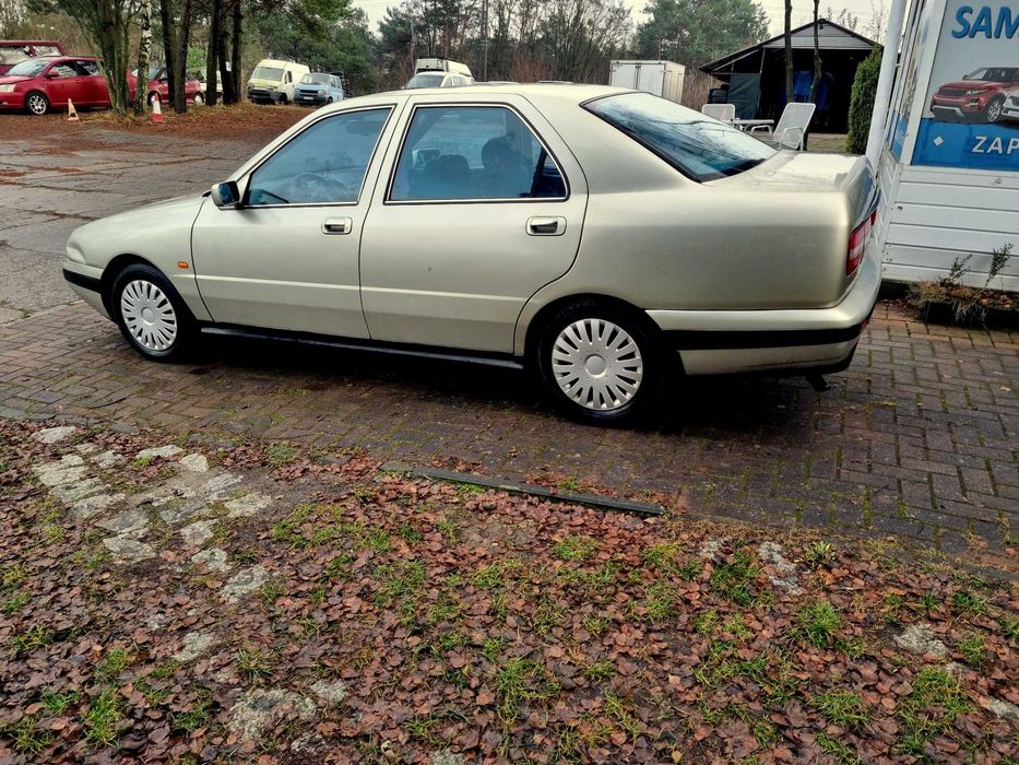 Lancia Kappa 2.4 2,4 z gazem piekny kolor i srodek Polecam !!