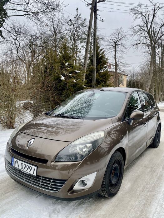 Sprzedam renault scenic 2,0 bezyna automat
