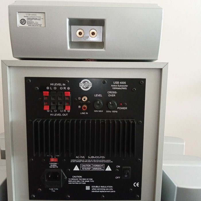 Active subwoofer com colunas US Blaster