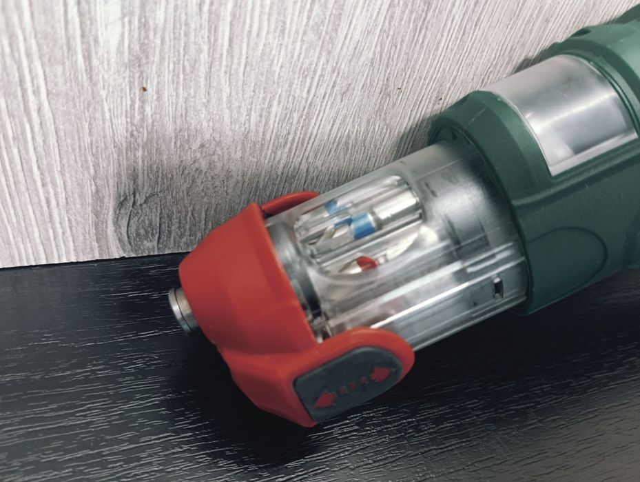 Акумуляторна викрутка PARKSIDE 4V Rapidfire 2.2 зі змінними насадками