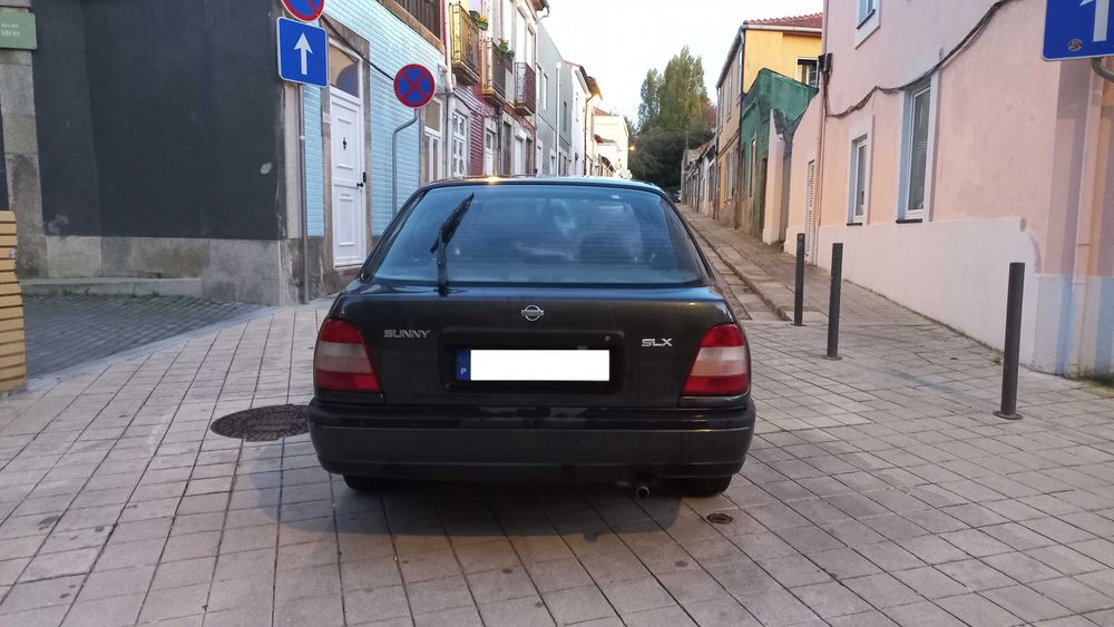 Vendo Nissan Sunny de 1995 com 219 mil km