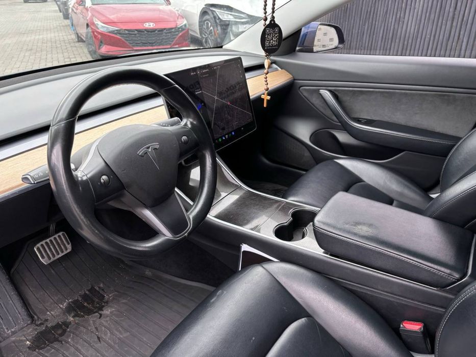 Tesla Model 3 standart