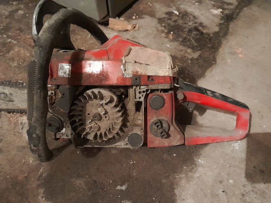 Piła spalinowa na części/do naprawy