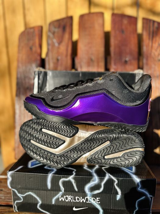 Баскетбольные кроссовки Nike LeBrone 23