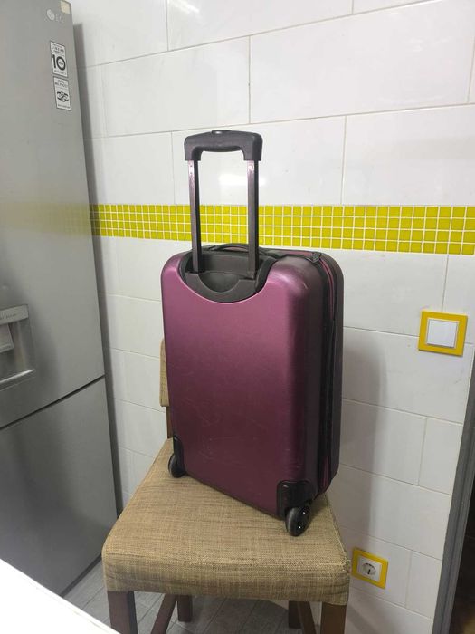 Mala de viagem Rígida de 8kgs
