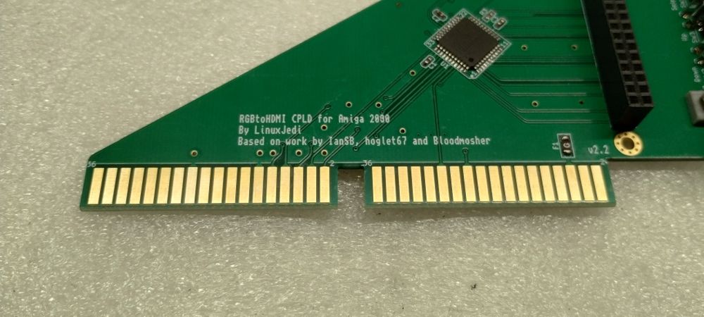 Amiga  2000 karta RGB2HDMI 2.2 CPLD