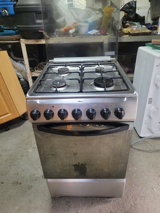 Газовая плита Zanussi  с электрической духовкой  на кухню (доставка)