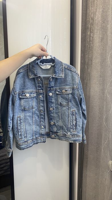 Джинсова куртка H&M 122р. і сорочка в клітинку 116р.