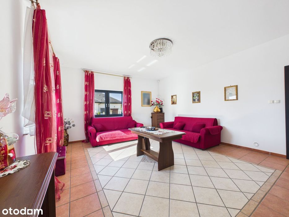 Dom wolnostojący 153 m2 plus garaż 27m2
