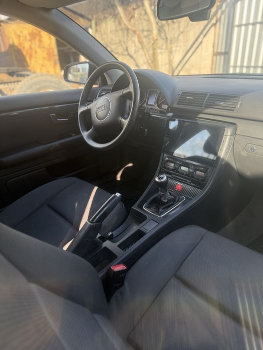 Audi A4 B6 2.0 бензин механика Харьков